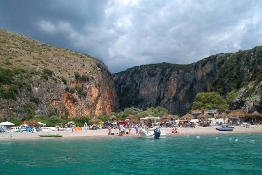 KAMPING NË GJIPE 2 Ditë / 1 Natë Vetëm €35 / Person (BB – Mëngjes)